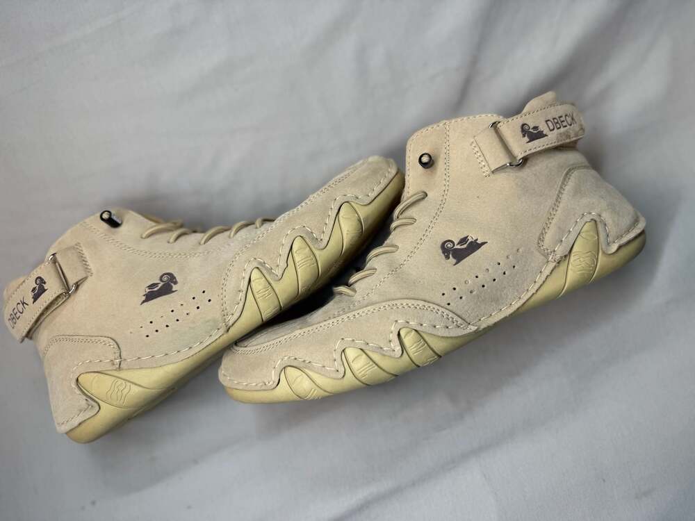 DBECK High Top Suede Sneakers Size 38